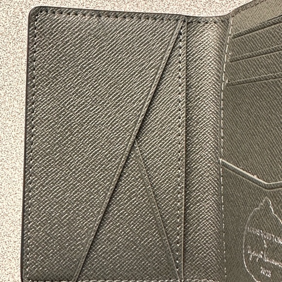 Louis Vuitton LV x YK Pocket Organizer
Pumpkin Print - Picture 9 of 10